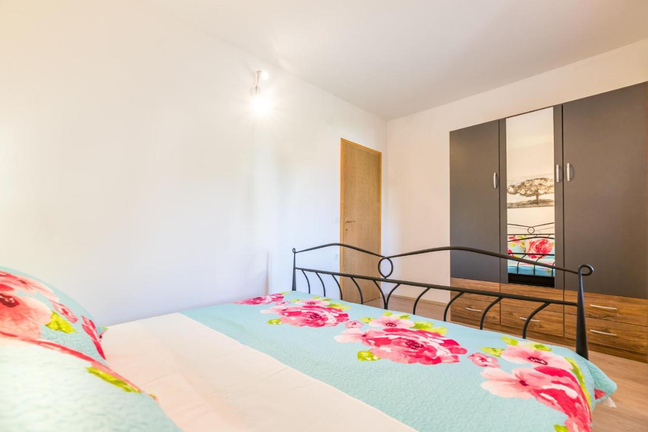 Appartamento Ana Baška Esterno foto